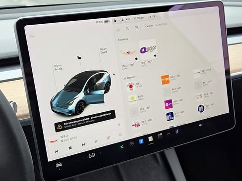 Used 2021 Tesla Model Y Long Range image 17