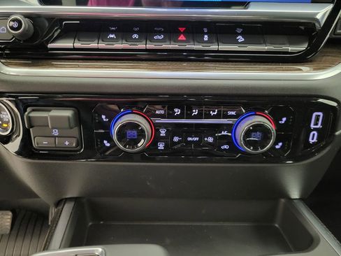 New 2026 Chevrolet Silverado 1500 RST AWD/4WD image 8
