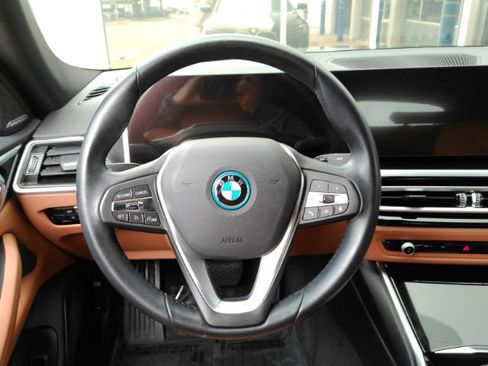 Used 2023 BMW i4 eDrive40 w/ Parking Assistance Package RWD image 36
