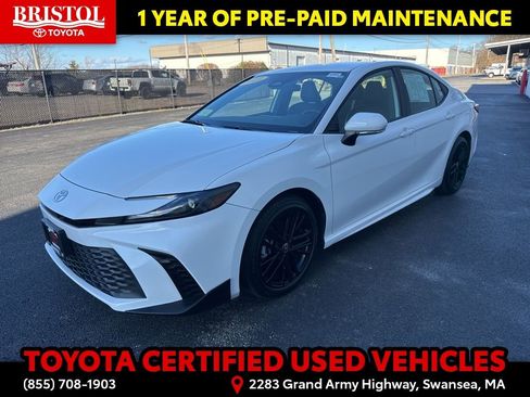 Certified 2025 Toyota Camry SE image 2