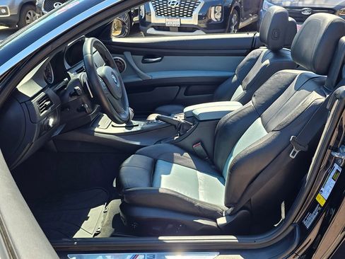 Used 2012 BMW M3 Convertible RWD image 18