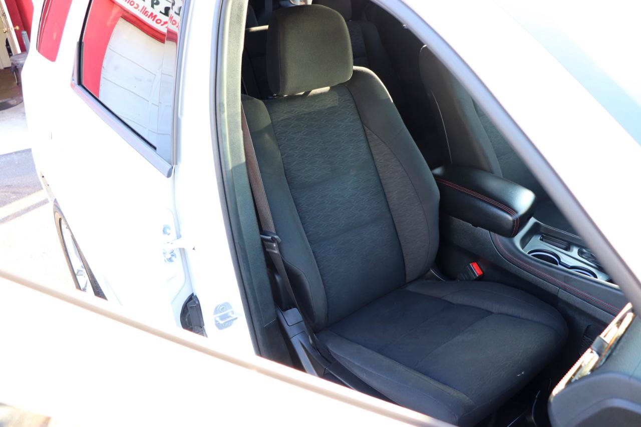 Used 2025 Dodge Durango GT AWD/4WD image 16