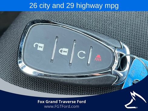 Used 2025 Chevrolet TrailBlazer LT AWD/4WD image 30