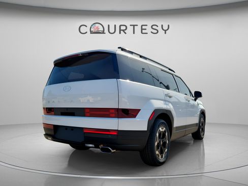Certified 2024 Hyundai Santa Fe SEL image 3