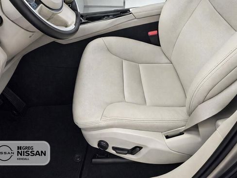 Used 2020 Volvo XC90 T6 Momentum image 17