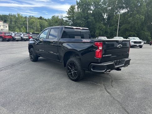 Certified 2024 Chevrolet Silverado 1500 LT Trail Boss w/ LT Trail Boss Premium Package AWD/4WD image 8