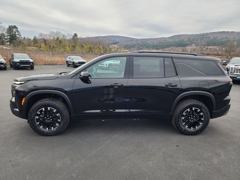 New 2026 Chevrolet Traverse Z71 w/ Enhanced Driving Package image 5