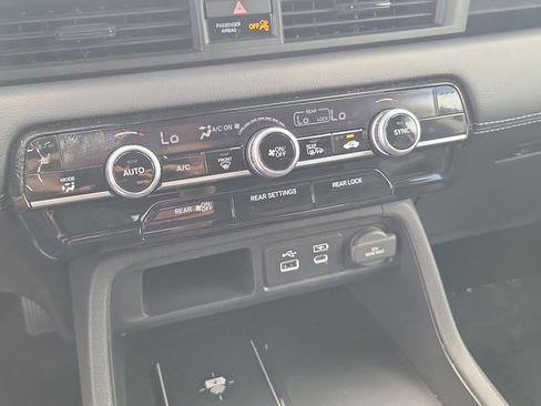 Used 2023 Honda Pilot EX-L image 14