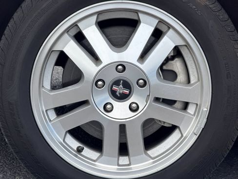 Used 2007 Ford Mustang GT Premium RWD image 23
