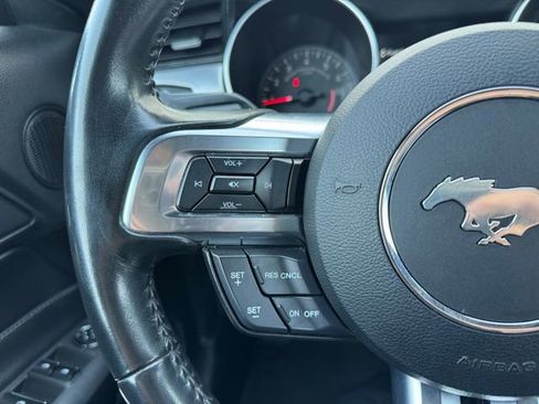 Used 2023 Ford Mustang Premium image 7