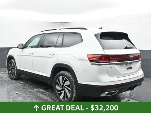 Used 2025 Volkswagen Atlas SE image 9