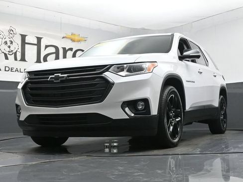 Used 2020 Chevrolet Traverse LT FWD image 4