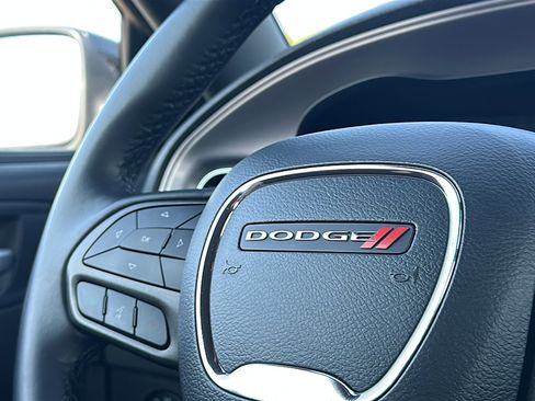 Used 2023 Dodge Charger SXT image 29