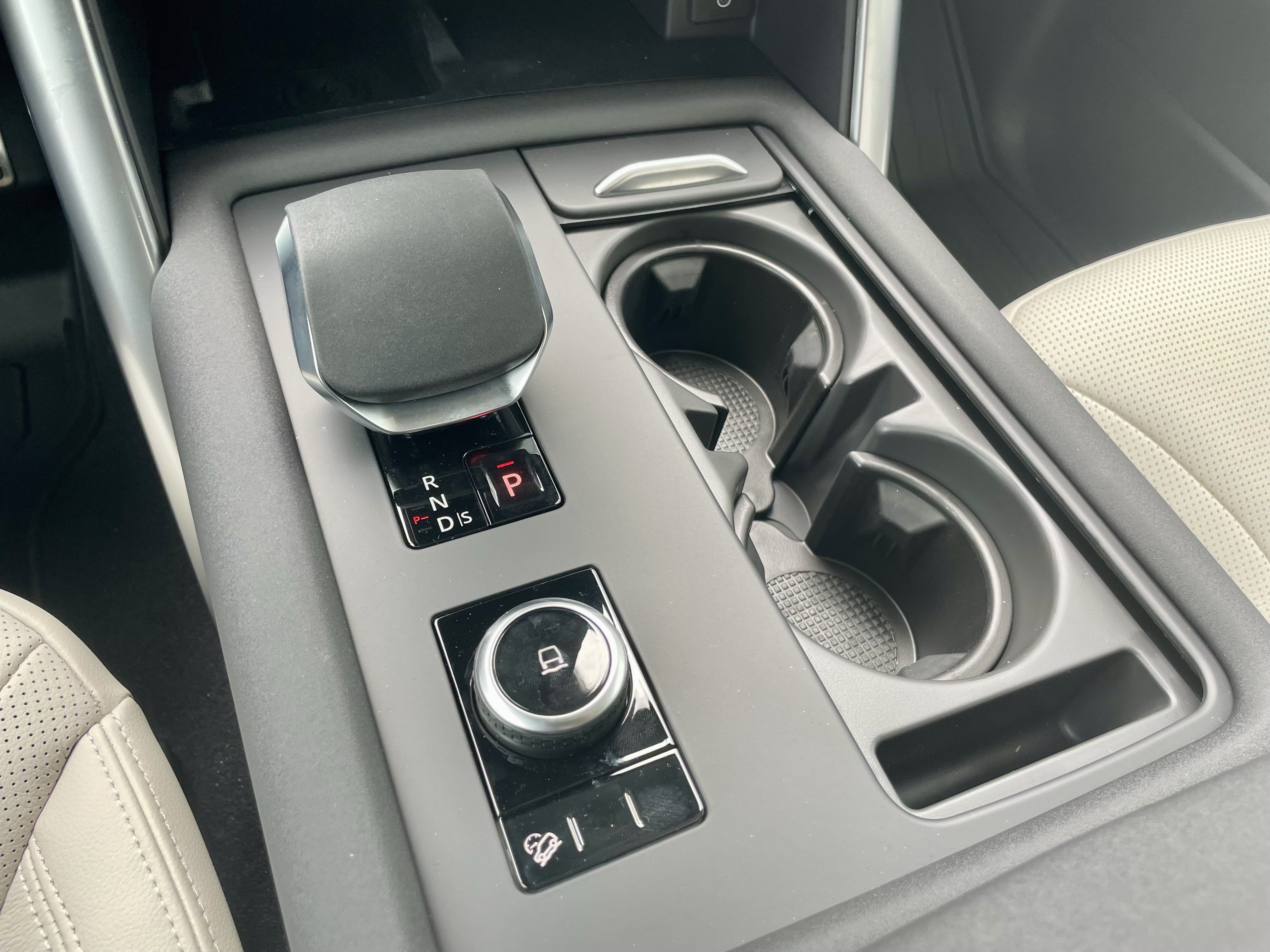 New 2026 Land Rover Discovery Dynamic SE AWD/4WD image 20