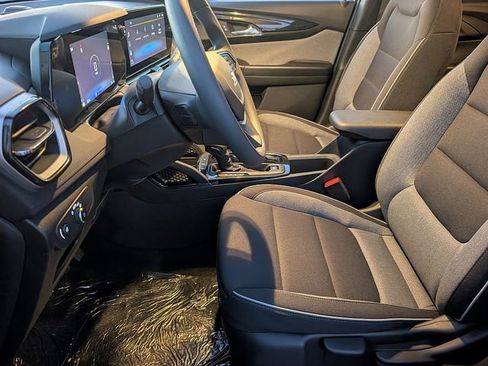 New 2026 Chevrolet TrailBlazer LT image 17