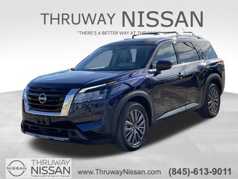 Certified 2023 Nissan Pathfinder SL w/ SL Premium Package AWD/4WD image 1