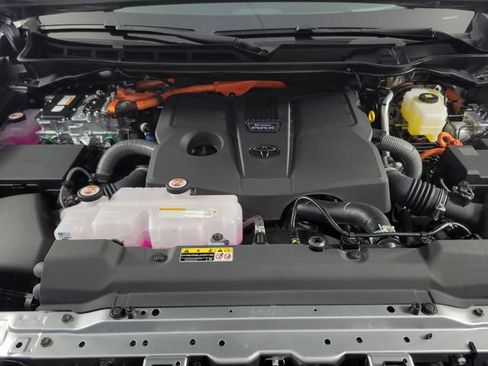New 2026 Toyota Tundra Capstone AWD/4WD image 10
