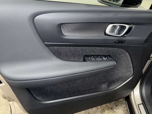 Used 2024 Volvo XC40 B5 Plus AWD/4WD image 20