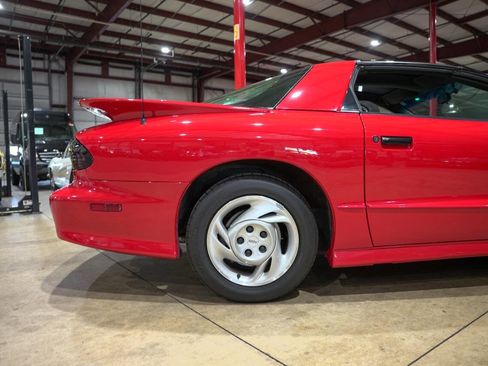 Used 1994 Pontiac Firebird Coupe image 9