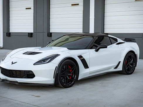 Used 2017 Chevrolet Corvette Z06 image 4