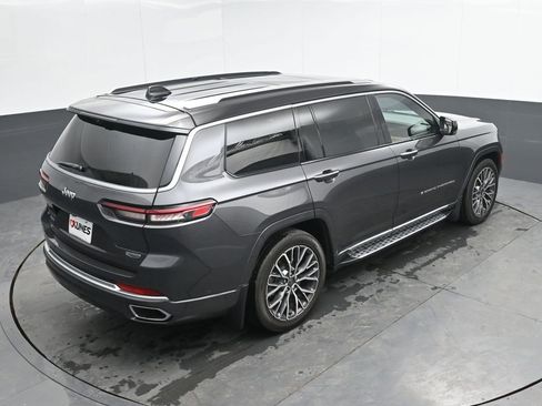 Used 2021 Jeep Grand Cherokee L Summit AWD/4WD image 36