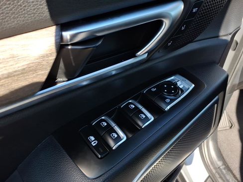 Used 2021 Kia Telluride SX w/ SX Prestige Package image 13