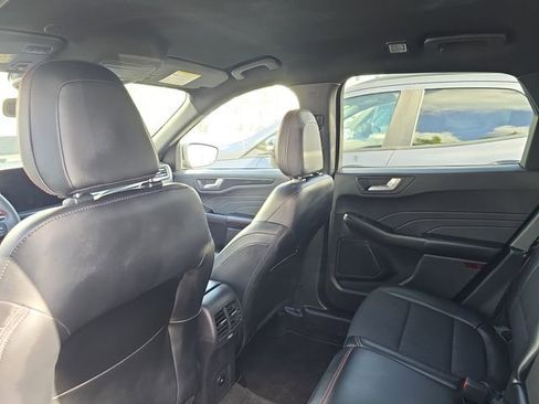 Used 2023 Ford Escape ST-Line Elite image 22
