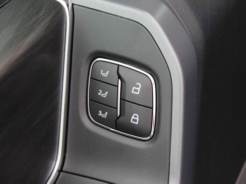 New 2025 Ford F150 Lariat w/ Equipment Group 502A High image 18