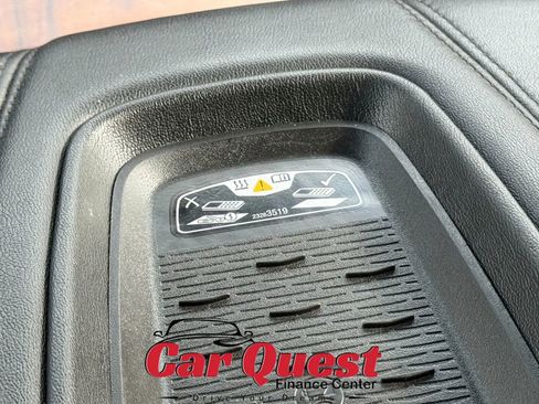 Used 2016 Cadillac Escalade Luxury image 37