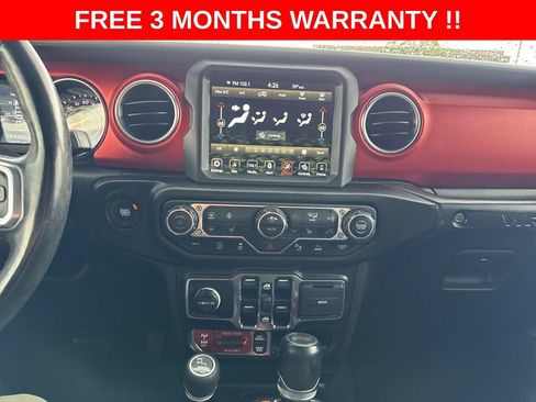 Used 2022 Jeep Wrangler Unlimited Rubicon w/ LED Lighting Group AWD/4WD image 20