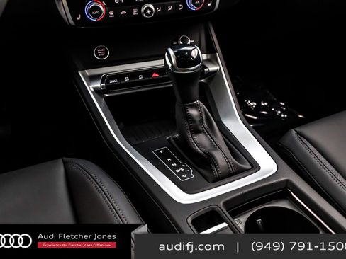 New 2025 Audi Q3 2.0T Premium image 6