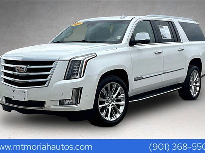 Used 2017 Cadillac Escalade ESV Luxury