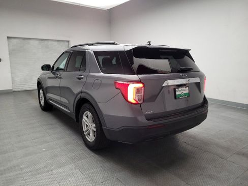 Used 2021 Ford Explorer XLT RWD image 5