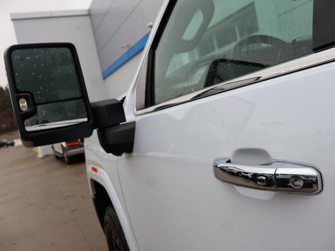 New 2026 GMC Sierra 3500 Denali w/ Denali Reserve Package image 10