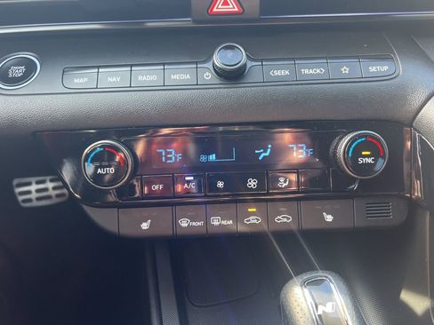 Used 2025 Hyundai Elantra N image 17