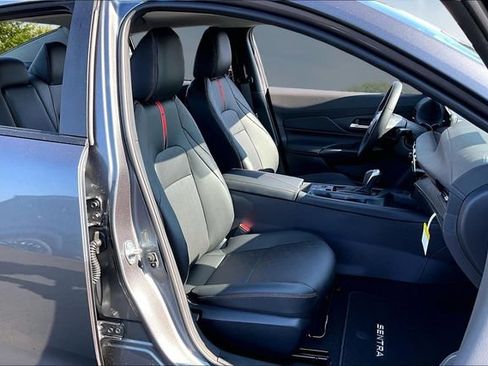 New 2026 Nissan Sentra SR w/ SR Premium Package FWD image 10