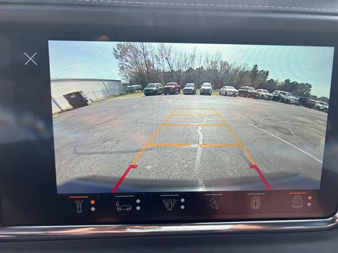 Used 2023 GMC Yukon Denali Ultimate image 19