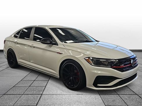 Used 2020 Volkswagen Jetta GLI image 3