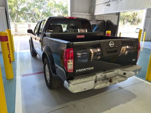 Used 2008 Nissan Frontier SE w/ SE Value Truck Pkg RWD image 3