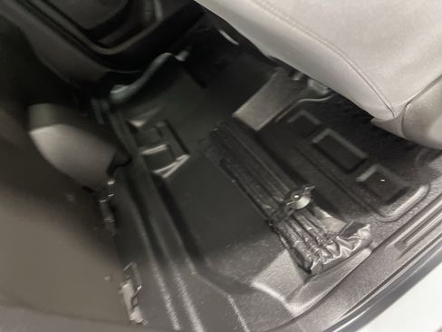 Used 2019 Chevrolet Colorado W/T image 21