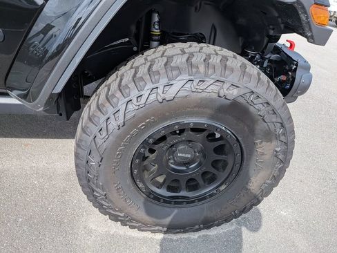 Used 2026 Jeep Wrangler Unlimited Rubicon AWD/4WD image 12