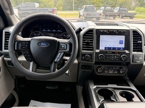 Used 2021 Ford F350 XLT w/ XLT Premium Package AWD/4WD image 27