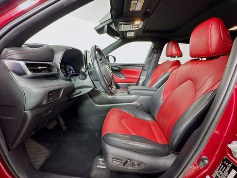 Used 2021 Toyota Highlander XSE image 15