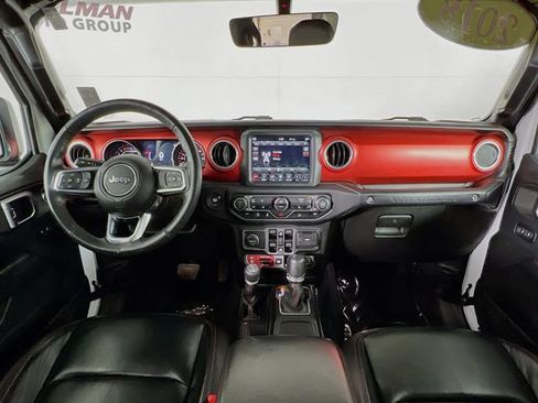 Used 2018 Jeep Wrangler Unlimited Rubicon AWD/4WD image 25