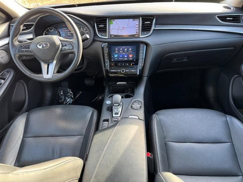 Used 2019 INFINITI QX50 Essential w/ Premium Heat Package image 12