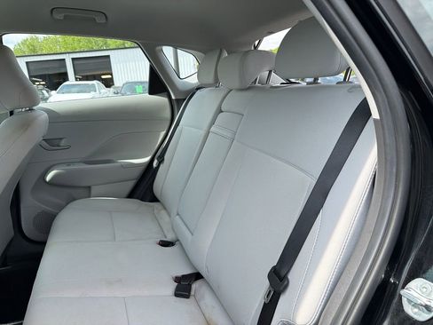 Used 2024 Hyundai Kona SE FWD image 20