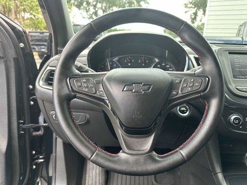 Used 2023 Chevrolet Equinox RS FWD image 20