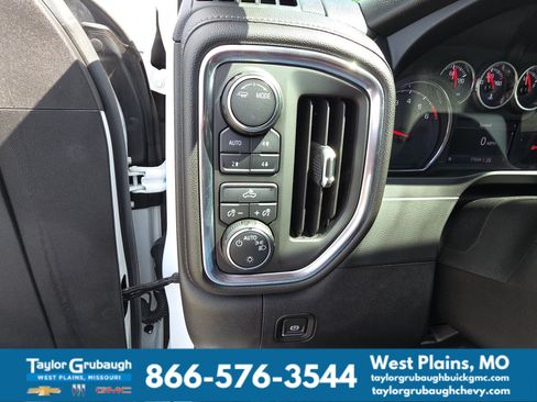 Used 2020 Chevrolet Silverado 1500 LT w/ All-Star Edition AWD/4WD image 21