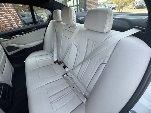 Used 2019 BMW 540i xDrive image 14