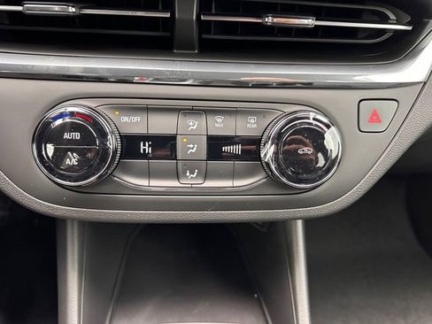 New 2026 Buick Envista Preferred image 30